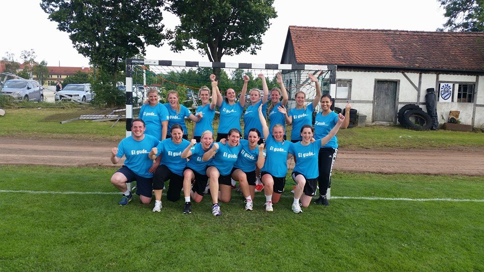 Teamevent endete mit Finaleinzug beim Handball-Feldturnier der HG Amberg – TVH Damen wurden erst im Finale vom Bayerischen Landesligisten aus Ingolstadt gestoppt