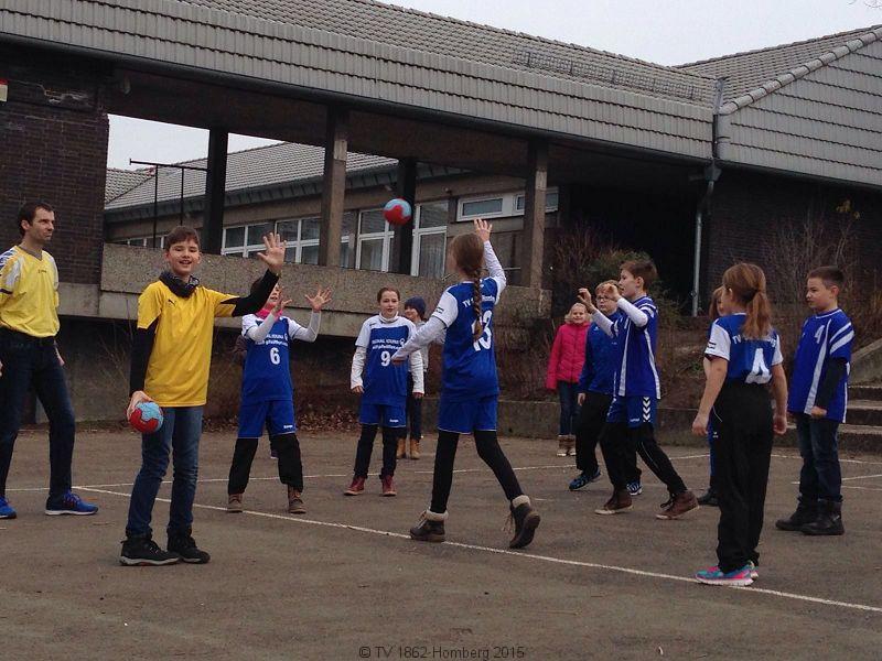 Kinder und Jugendliche des TV Homberg präsentierten ihren Sport am Trikot-Tag