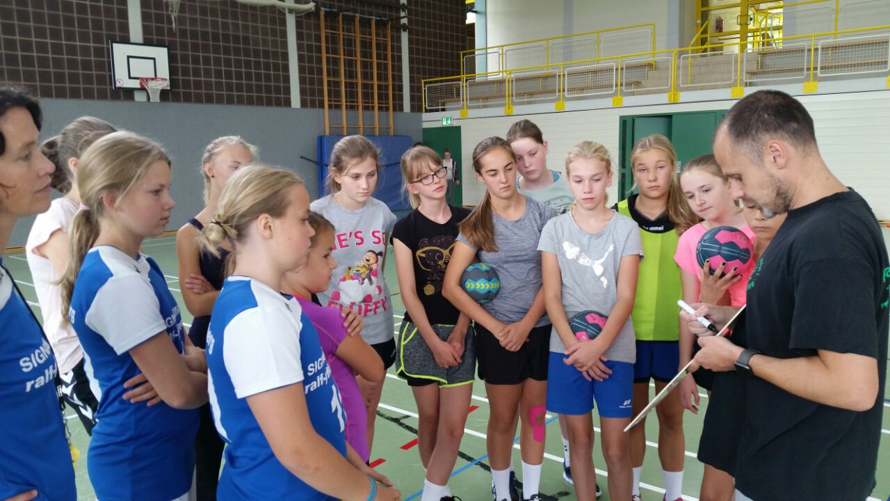 Handballcamp der wJC und wJD