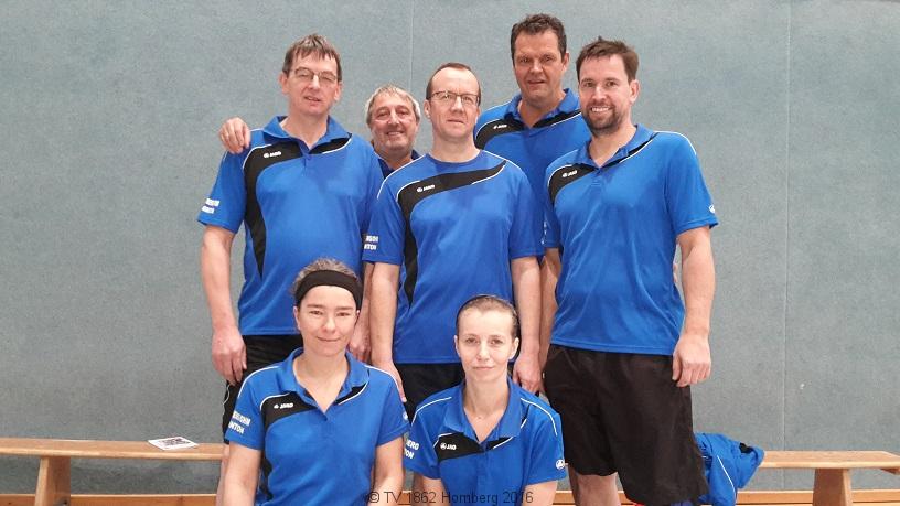Badmintonfreunde halten Stimmung bei Turnier hoch